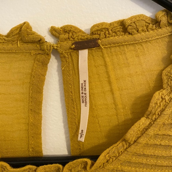 Free People top - Picture 3 of 4